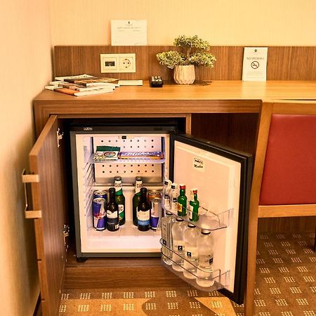 Petrodava One Piatra Neamţ Esterno foto