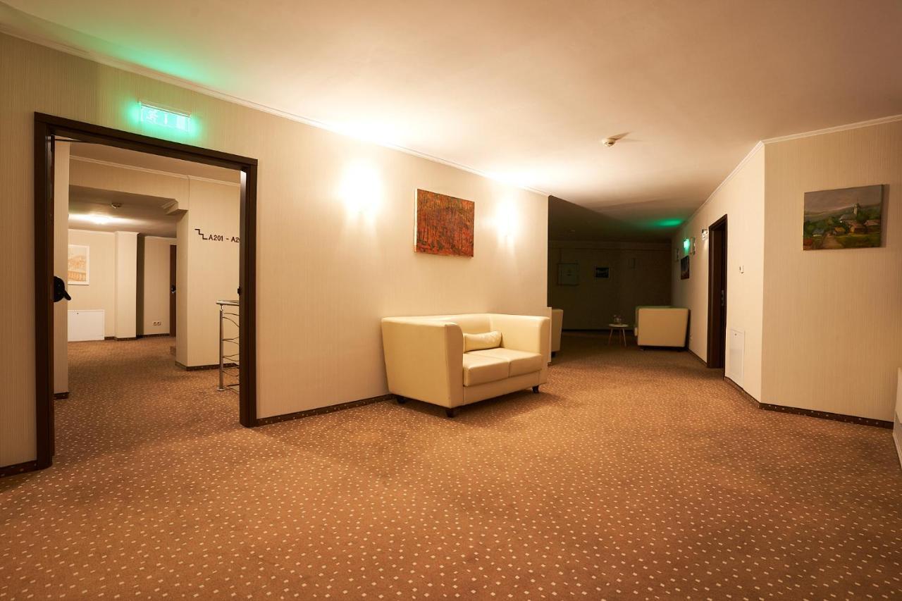 Petrodava One Piatra Neamţ Esterno foto