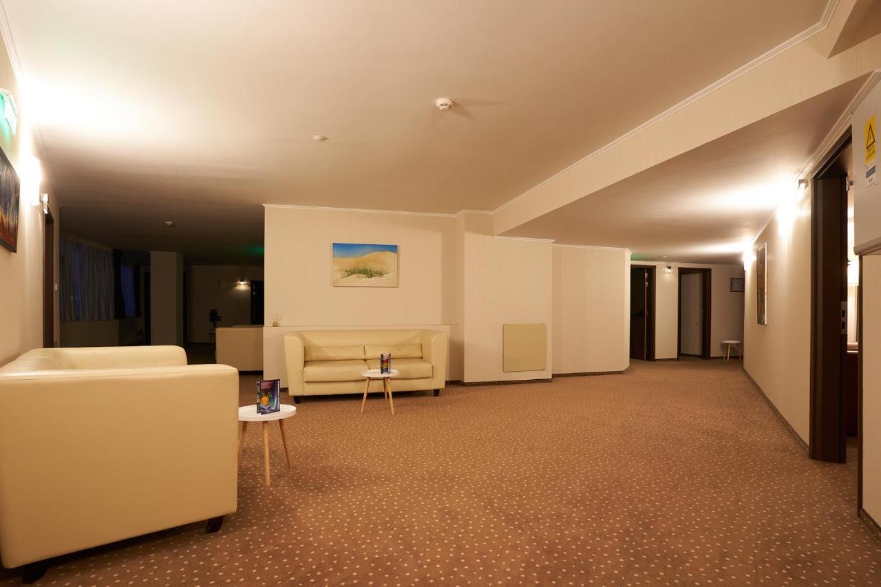 Petrodava One Piatra Neamţ Esterno foto